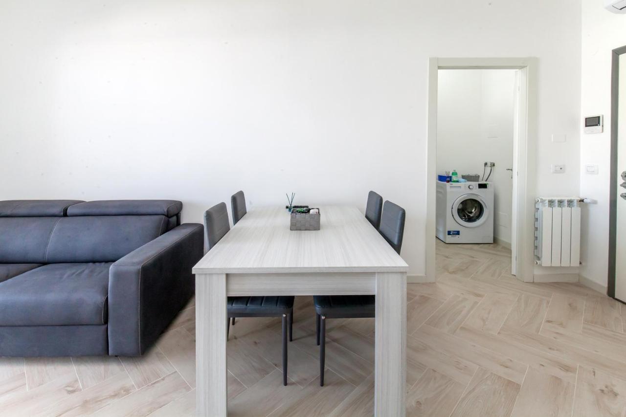 12° Piano Torre Diamante - 67 Apartment Milan Bagian luar foto